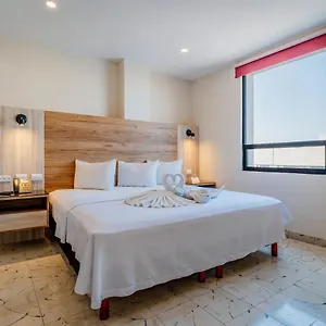 By Kavia Hotel